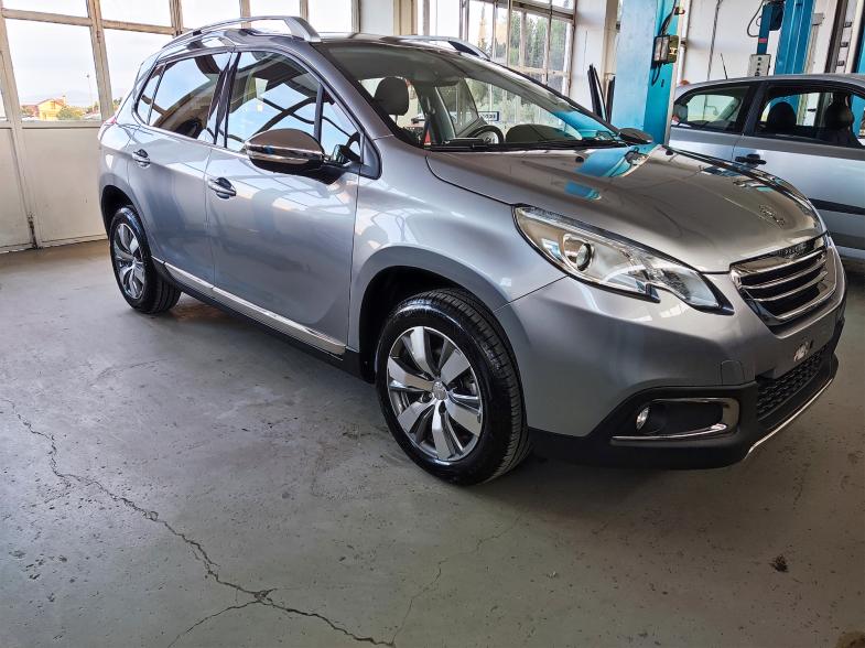 Peugeot 2008 Allure 2015, πλαϊνή όψη